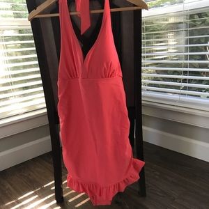 Jessica Simpson maternity swimsuit, size M